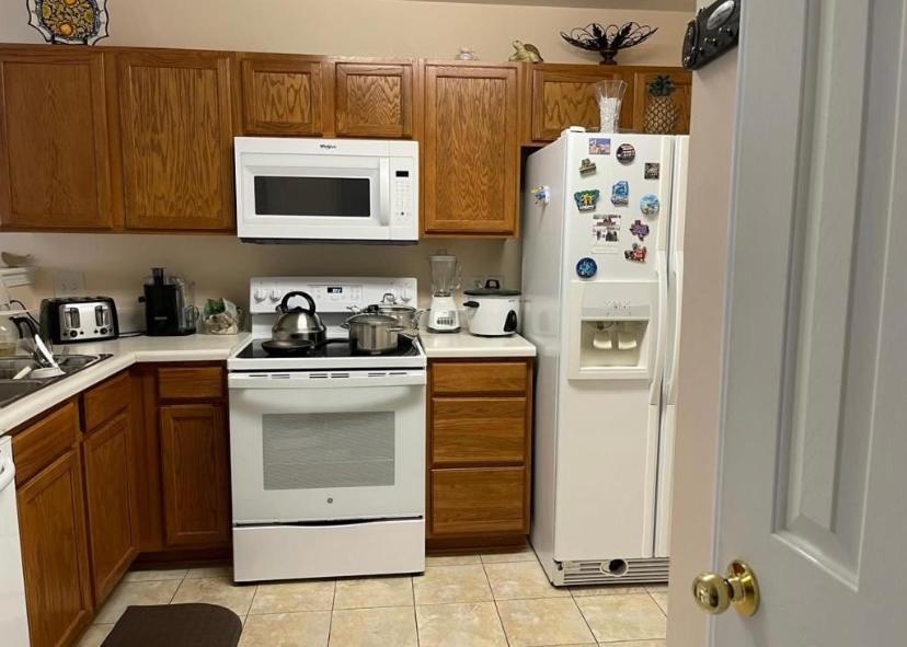 Private Bed And Bath In Charlotte Apartment ภายนอก รูปภาพ